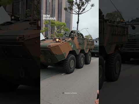 Desfile cívico-militar de 7 de Setembro em Curitiba