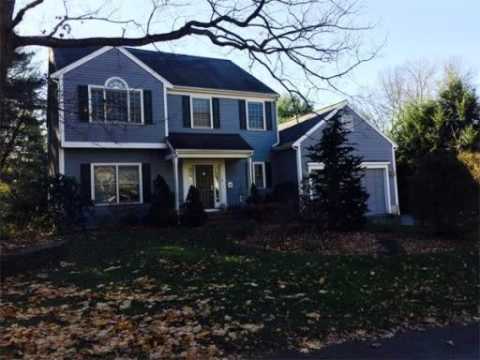 20 Hickory Rd, Wellesley, MA - Listed by Stephanie Burns, Alyson Karpowicz