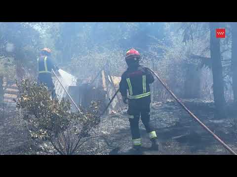 Controlado un incendio en Colmenarejo que ha afectado a dos viviendas deshabitadas y ha cercado una urbanización | Madrid