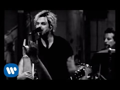 Green Day: "Let Yourself Go" - [Official Live Video]