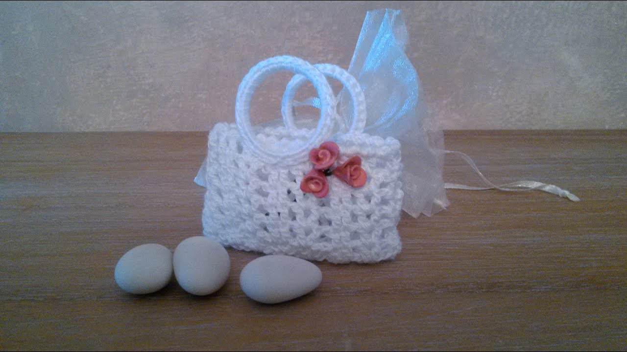 Borsina bomboniera all'uncinetto