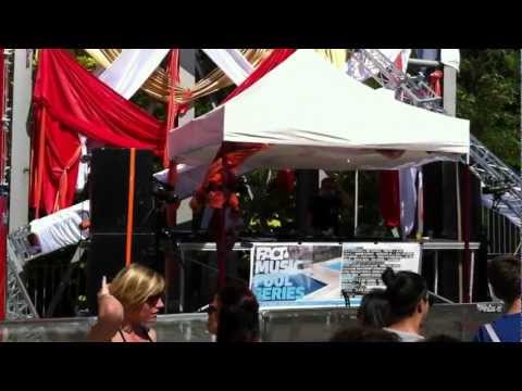 Sebo k vs Martin Landsky -- Live @ Mobilee Pool Session, Sonar 2012 part2