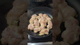 「焼き塩唐揚げ」がひかえめに言って旨すぎる。#Shorts　#料理　#shortsfood
