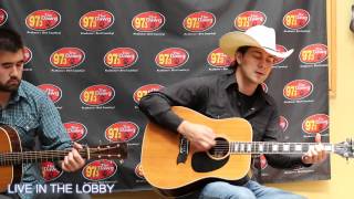 William Michael Morgan - &#39;I Met A Girl&#39; | Live in the Lobby