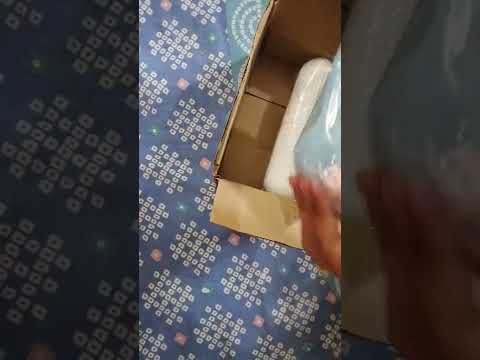 GREY SQUARE SHAPE CAPSULE TRAVEL TOOTHBRUSH  CASE HOLDER PORTABLE  STORAGE PLASTIC . 4994