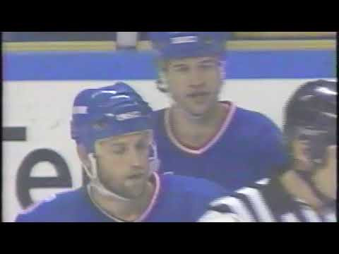 New York Rangers at St. Louis Blues on December 17, 1992