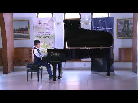 Marko Kovacevic (10 godina)- I nagrada (98 poena) na internacionalnom muzickom festivalu "Primavera"