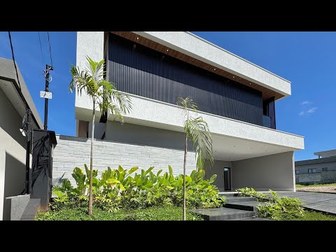 Triplex de luxo, a venda no condomínio jardins Bolonha / Senador Canedo Go .