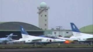 preview picture of video 'JASDF Komaki and Hamamatsu Air Festa 2008 with Blue Impulse'