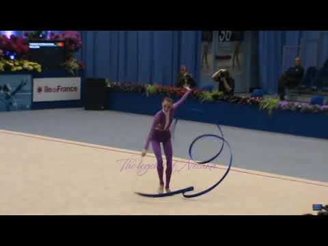 Viktoria MAZUR (UKR) ribbon - 2010 Corbeil AA
