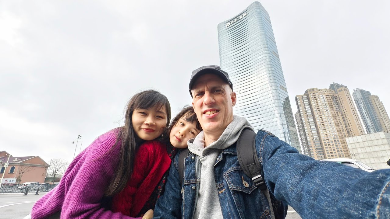 CHINA EN DIRECTO: NUEVA FÓRMULA DE DIRECTOS: CALLE + NOTICIARIO | Jabiertzo