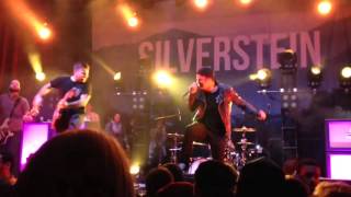 Silverstein - A Midwestern State of Emergency (LIVE) 12/08/2015