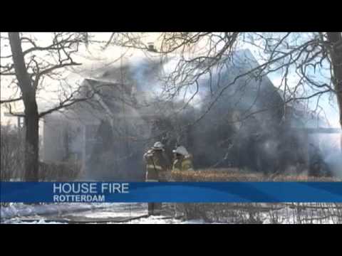 House goes up in flames in Rotterdam