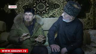 Рамзан Кадыров навестил одного из старейшин горного Беноя
