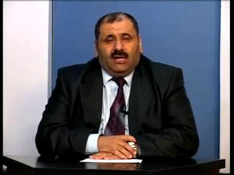 مذيع أردني يرفع الحذاء لتوفيق عكاشة