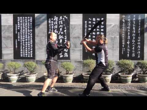 ~子甄彣璟~龍裕塑鋼 塑鋼黑漢劍/DRAGON STEEL/台製塑鋼/COSPLAY/武俠兵器/刀劍收藏/秦劍/中國劍 漢劍