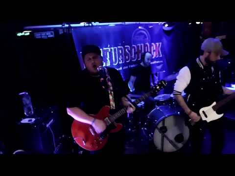 Küss mich - Cockpit Club || Official Video