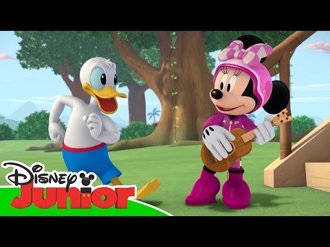 Topolino e gli Amici del Rally - La sfida della gallina pigra - Dall'episodio 06