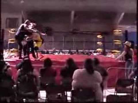 Pedro Gonzalez vs. JP Black - Loser Wear a Dress (Part 1)