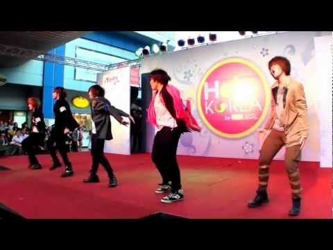 120728 Baby Blue cover Shinee @Hello Korea