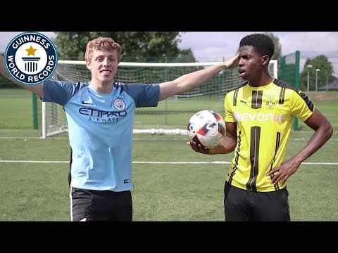 Beating WROETOSHAW Football Challenge World RECORD with ChrisMD.. Video