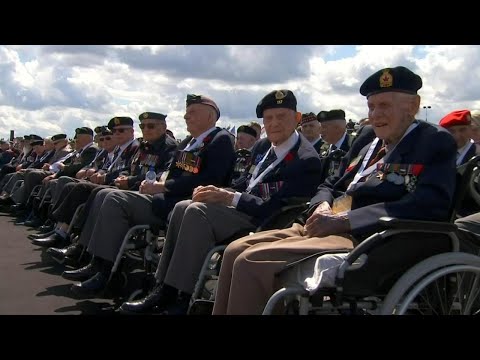 Thousands gather in France to mark 75th anniversary of D-Day