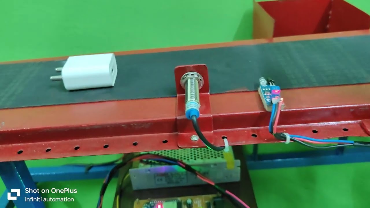 waste segregation conveyor