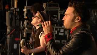 Fall Out Boy - Reading Festival (2013) (HQ, not HD)