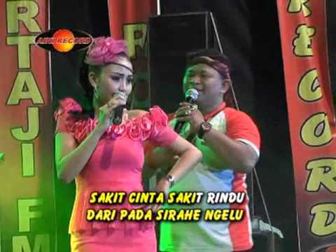 Reny A Feat. Gundixs - Sakit Rindu | Dangdut (Official Music Video)
