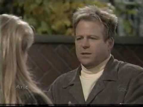 GH 11.28.01a - Laura turns down Scott's proposal