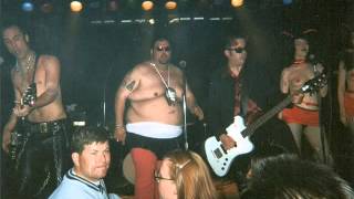 Beefcake in Chains - Punk Rods