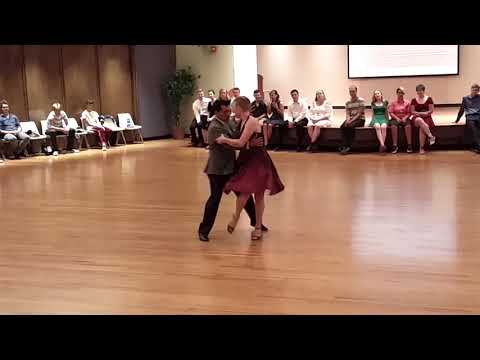 Tango Entre tu Amor y mi Amor