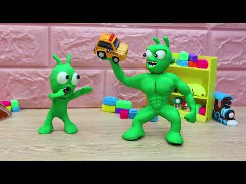 Green Alien Pea Pea builds a brick house   Stop Motion Funny Cartoon   Clay Animation Handmade