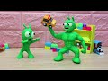 Green Alien Pea Pea Builds A Brick House Stop Motion Funny Cartoon Clay Animation Handmade