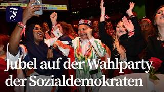Mitte-Links-Bündnis in Schweden knapp vorn