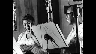 &quot;Gee Baby Ain&#39;t I Good To You&quot; Ella and Louis Again 1957