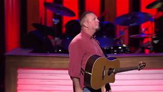 Garth Brooks Makes Grand Ole Opry History with the Opry&#39;s First Encore