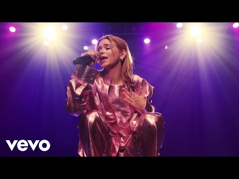 Emma Steinbakken - Alle vil til himmelen (w/ Synne Vo) on Spotify Charts