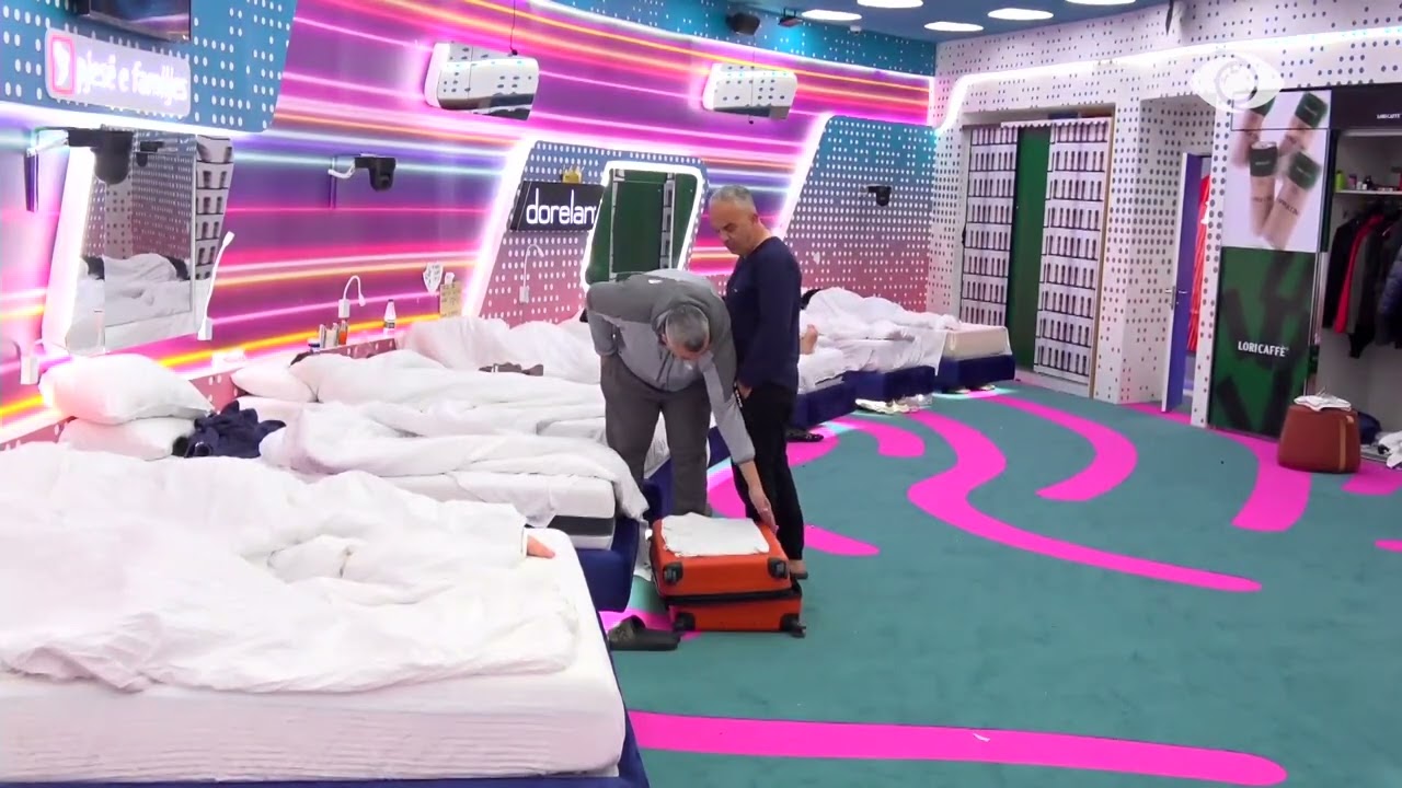 “Si ka mundësi që unë e ndjej që do të poshtëroj”/ Artani diskuton me Rogertin