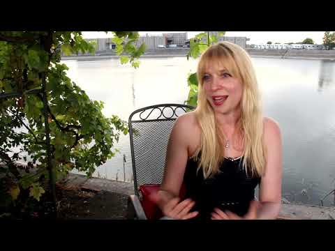 Bile smo zaljubljene u mamu - Jelena Tinska, Milica Zelda Tinska, Ljubica Yentl Tinska