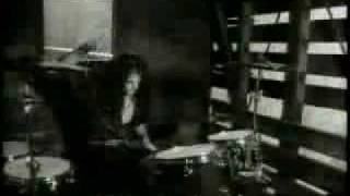 Download lagu Cinderella - Heartbreak Station (LYRICS   FULL SONG) mp3