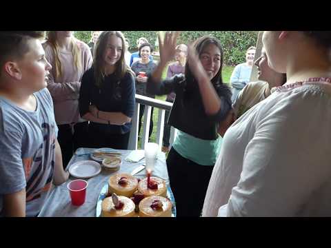 Sabine's 14th - Cutting the cakes