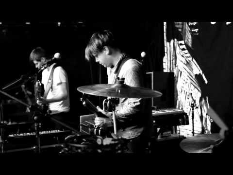 Heroes & Zeros - The Argument live from Lovelite, Berlin