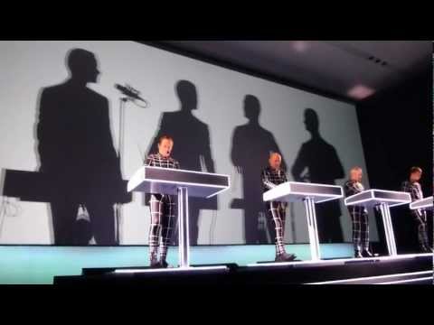 Kraftwerk - Showroom Dummies - MoMA 2012