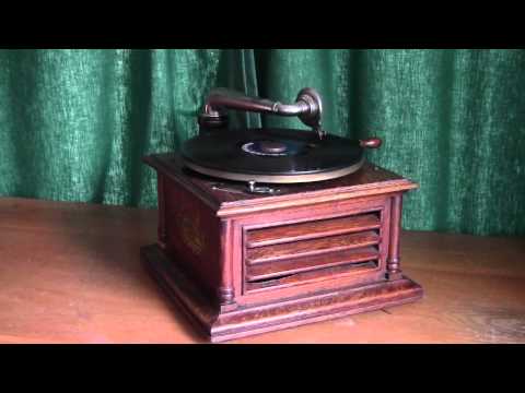 Symphony Phonograph - My Cousin Caruso