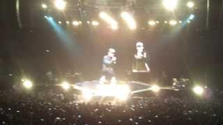 Max Pezzali feat.Fiorello - intro + Sei Un Mito live Palalottomatica Roma HQ