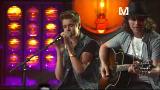 Catching Feelings Acoustic - Live and Intimate Justin Bieber