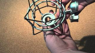 Video thumbnail for Samson PS01 Pop Filter and  SPO1 Spider Shock Mount Unboxing by FluffyBoy32