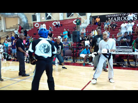 Zach Winder vs Sydney Reed - Lightweight 2015 Enter The Tigers Den