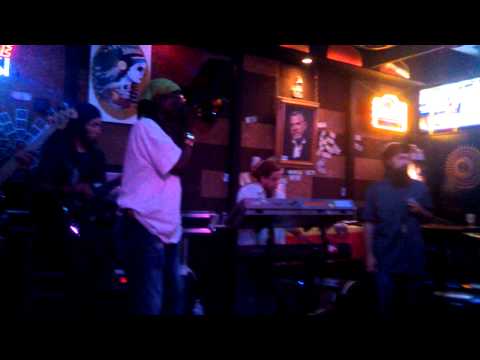 General Smiley & Kila Kali with Dub Gideon Band